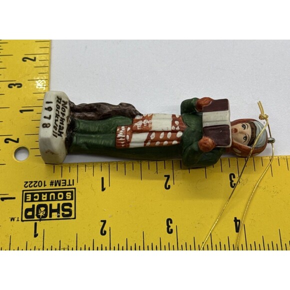 Vtg 1978 Norman Rockwell Christmas Ornament Carolee Caroler Ceramic 3.5" - Picture 7 of 9